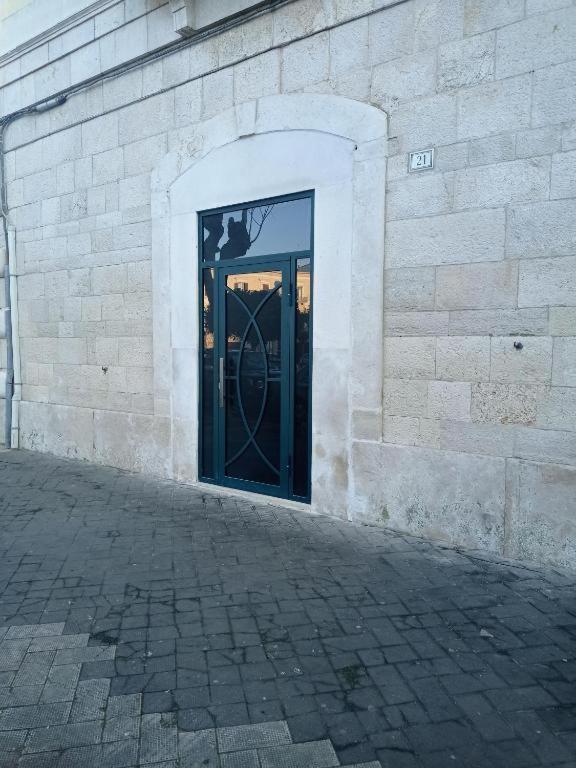 Suites Elifani Marina Trani Exterior photo
